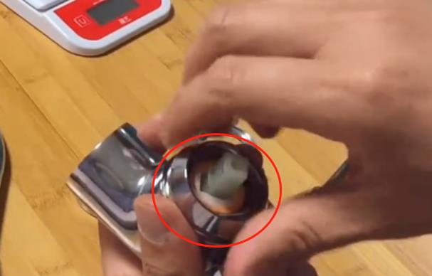 360旋轉(zhuǎn)水龍頭拆卸圖解，4個(gè)步驟輕松拆卸所有配件!