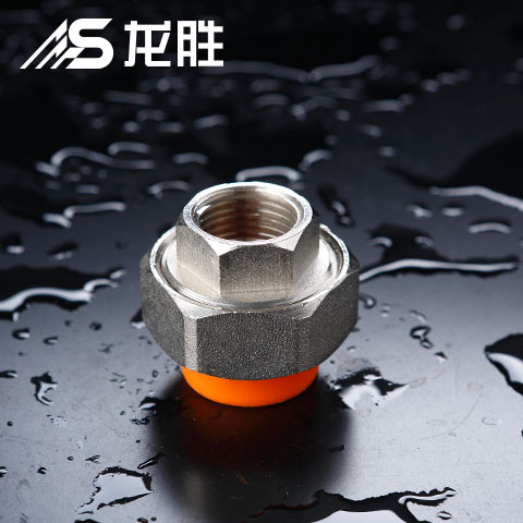 皮爾特水管多少錢一根？這2個價格差距也忒大了吧？